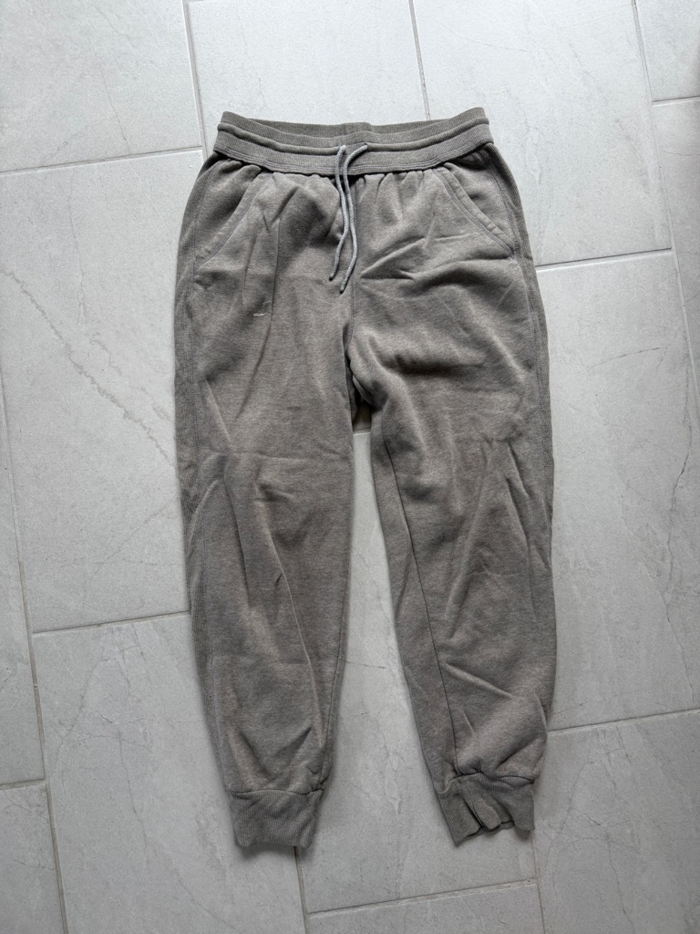 Universal Thread - Women Heather Gray Jogger Sweatpants